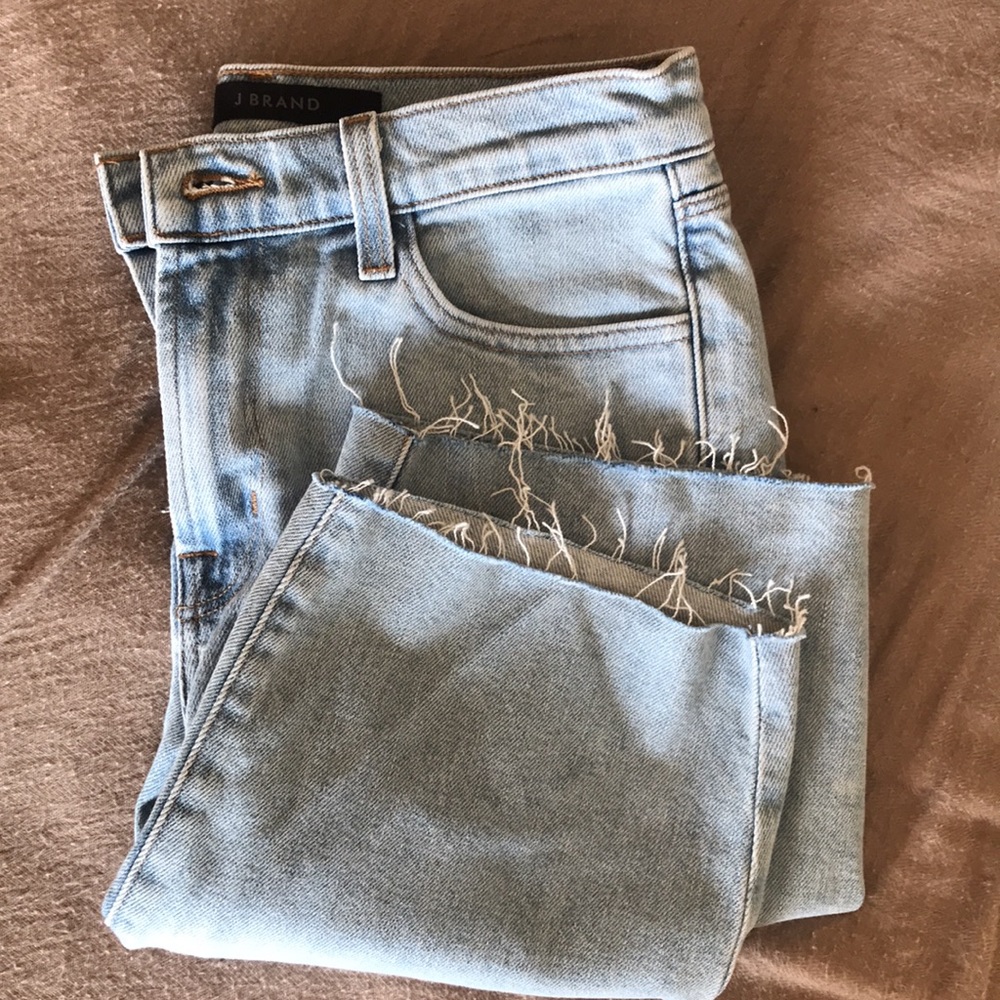 Women’s Sz 25 Jean Shorts, light wash, J Brand, relaxed Bermuda